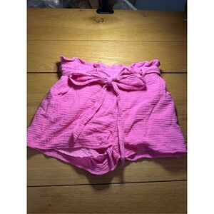 Lulu’s pink shorts medium